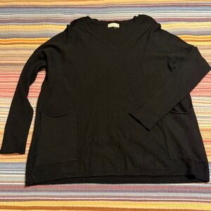 Altar'd State Womens Black V-Neck Oversized Sweater with Pockets Size S/M T4319